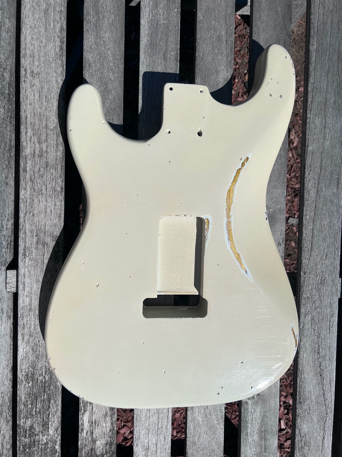 STRAT BODY LEFT HANDED RELIC 60s ALDER SSS NitroLacquer Olympic White JVGuitars