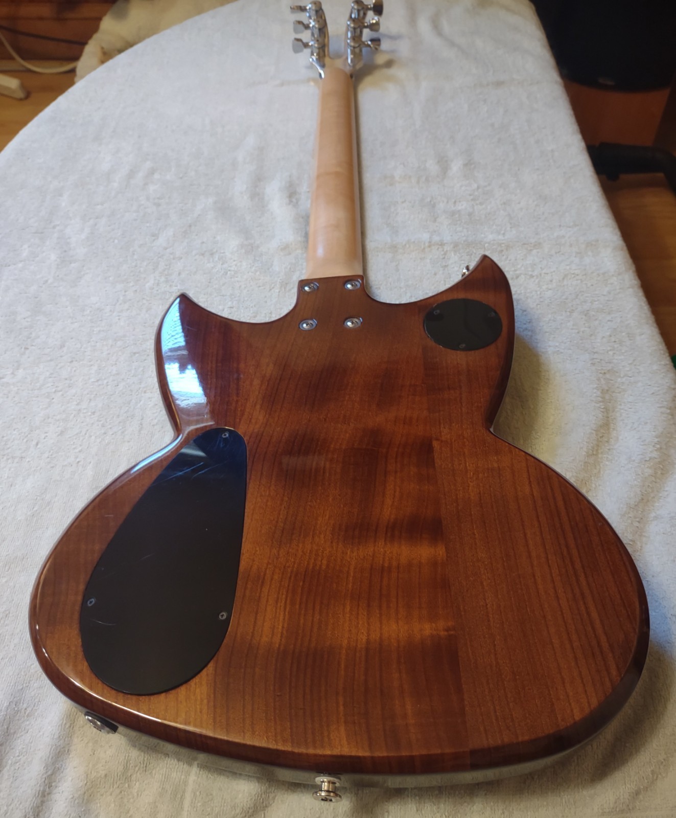 Vaccaro Groove Jet Electric Guitar w/Gator Case
