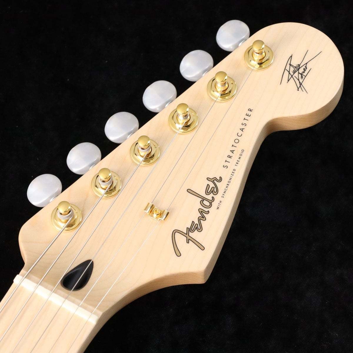 Fender Japan Exclusive Richie Kotzen Stratocaster See-Through White Burst 3.62kg