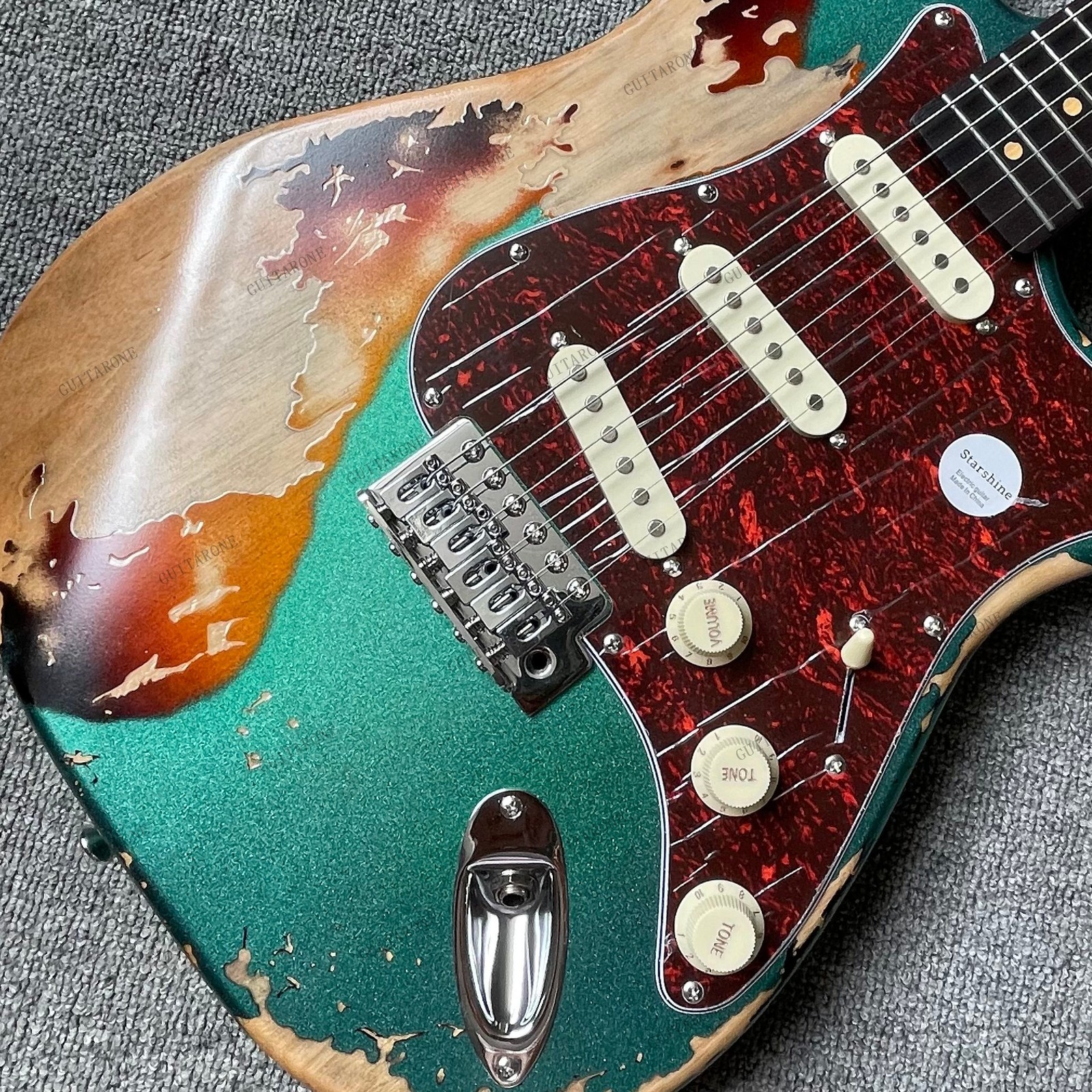 Green Silver Sparkel Electric Guitar Aged Finish Body Alder Wood Stainless Frets