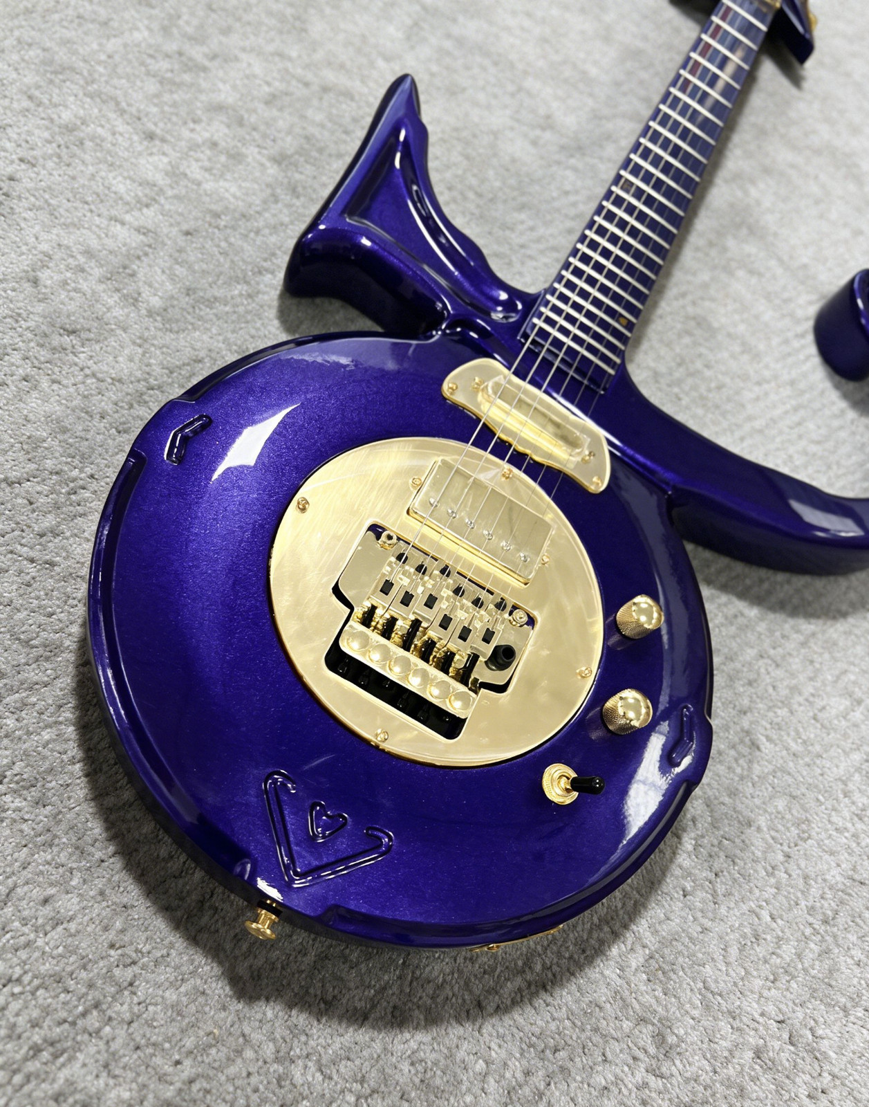 US Warehouse Purple Prince “Love Symbol” Style Electric Guitar Gold Hardware