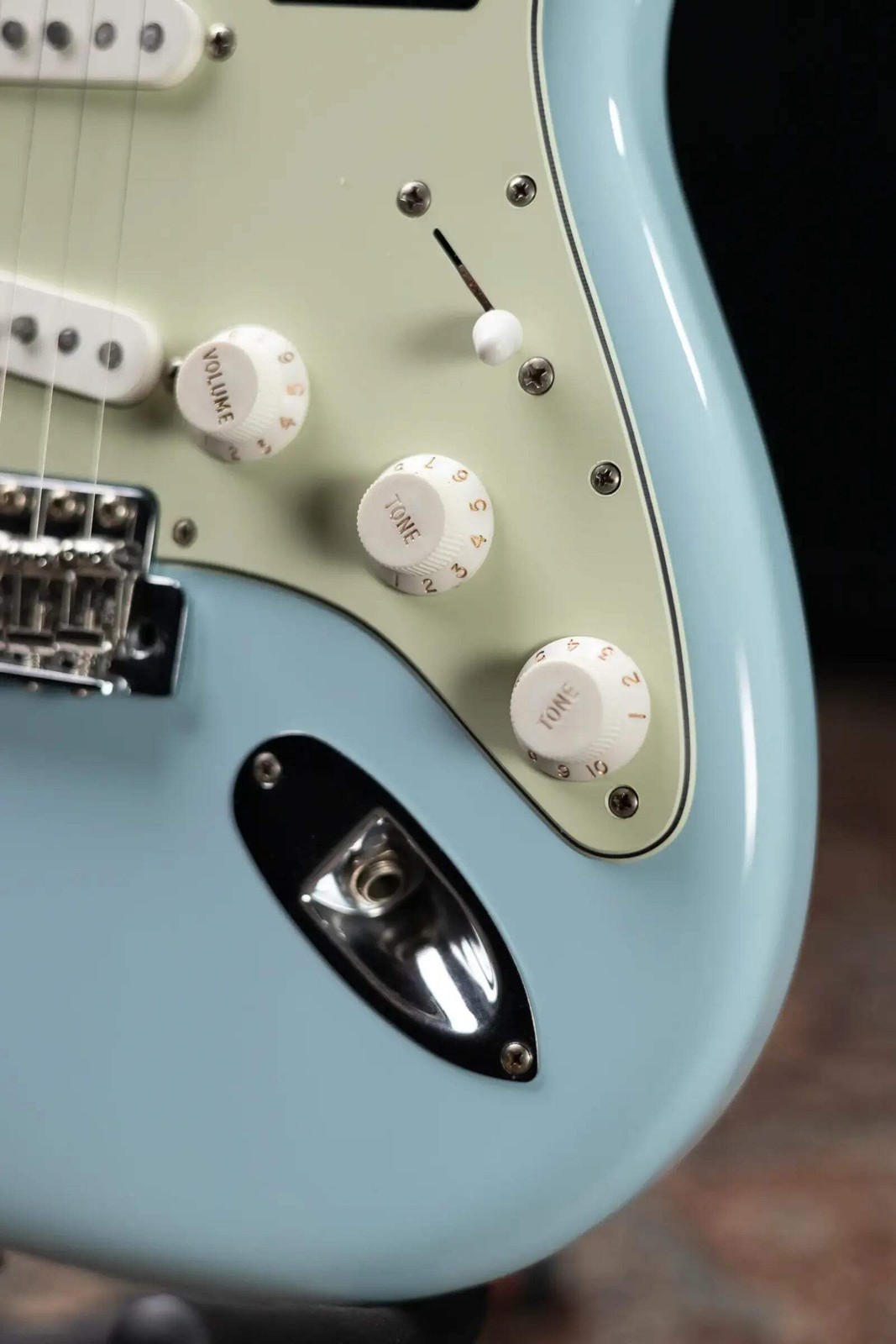 Fender Limited Edition Vintera II Road Worn ’60s Stratocaster Electric Guitar –