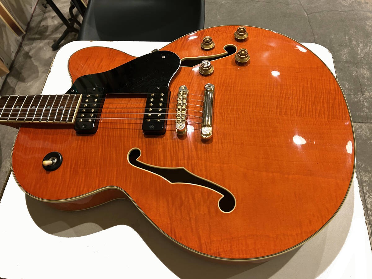 Rare Yamaha 1993 Aes-1500 Flame Maple Cool Rockabilly Semi-Acoustic Full Aco Mad