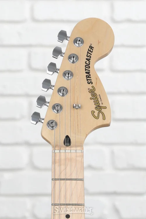 Squier Affinity Series Stratocaster Electric Guitar – Lake Placid Blue with