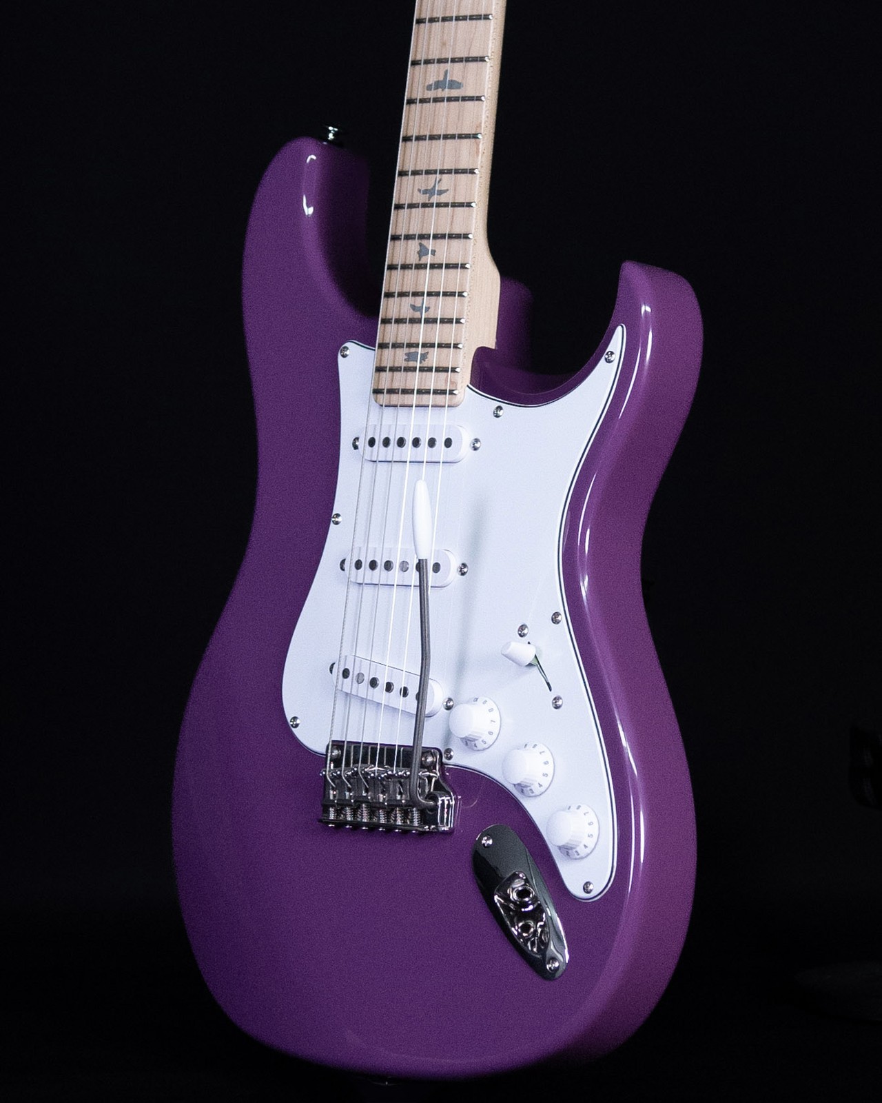 PRS SE Silver Sky, Maple Fingerboard, Summit Purple