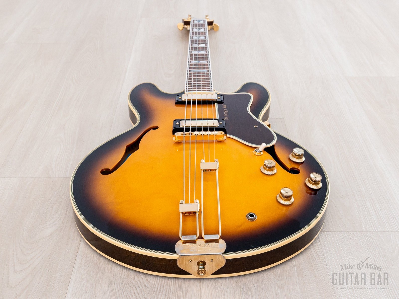 2000 Epiphone USA John Lee Hooker Signature 1964 Sheraton Sunburst w/ Case