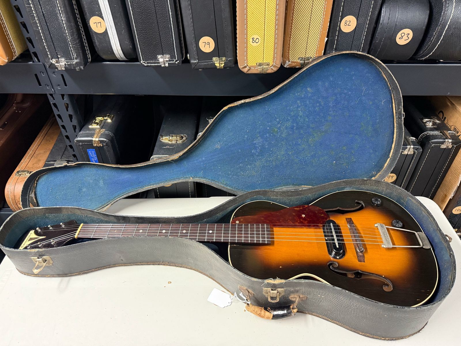 1930’s Epiphone Century Archtop Light Fret Wear A Vintage Classic! (339)