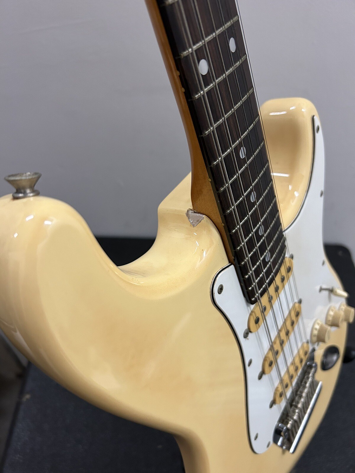 1990 Fender Japan Stratocaster XII 12-String Electric Guitar Olympic White