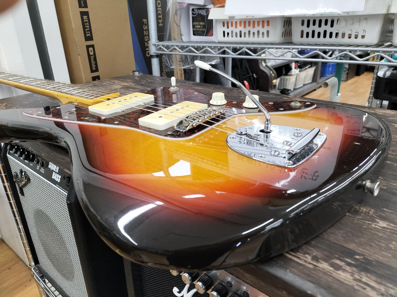 FENDER JAPAN JM66B Electric Guitar