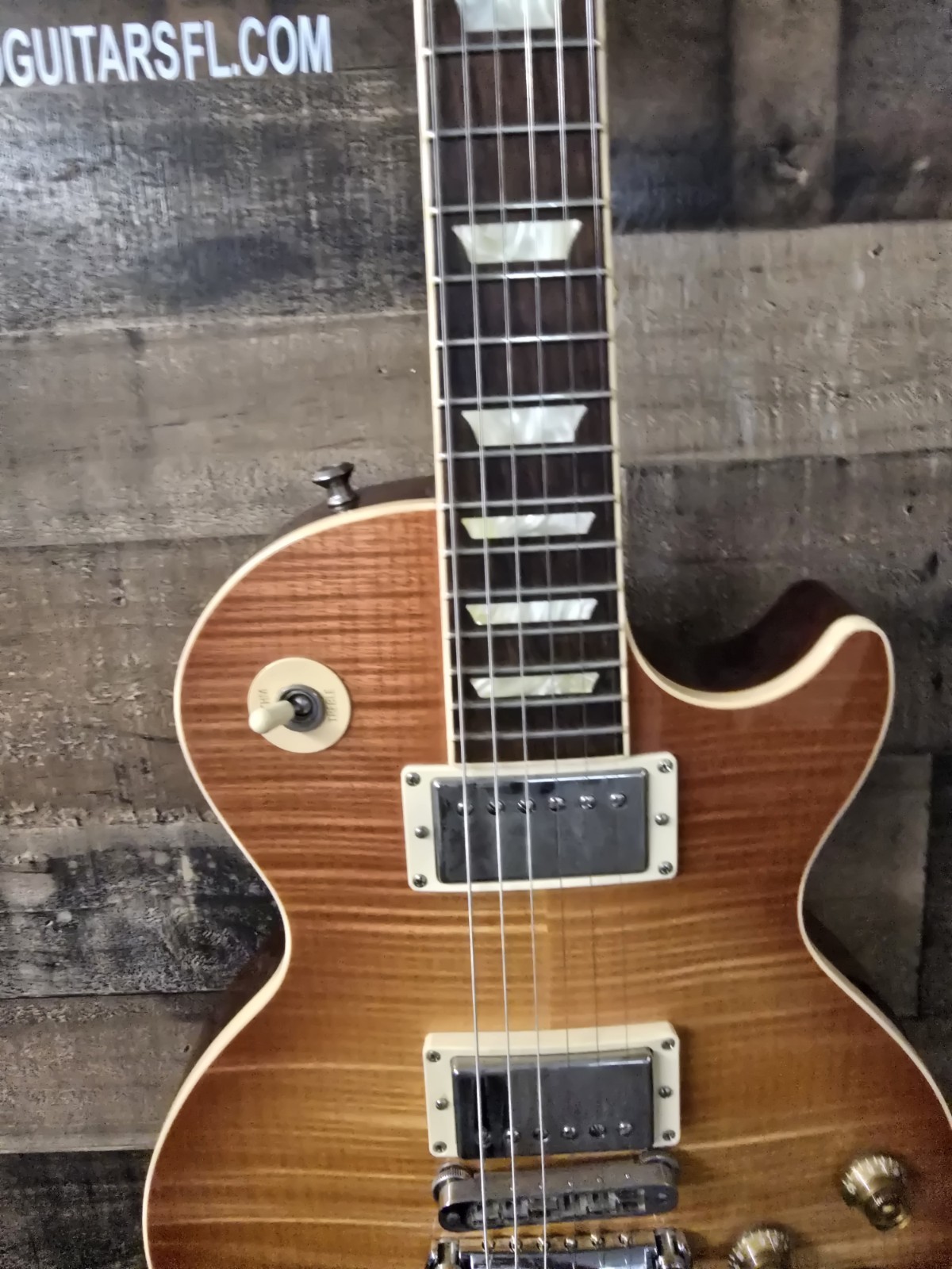 2005 Gibson 50’s Les Paul Standard AAA Flame Top W/ Ohsc 9.2 Lb