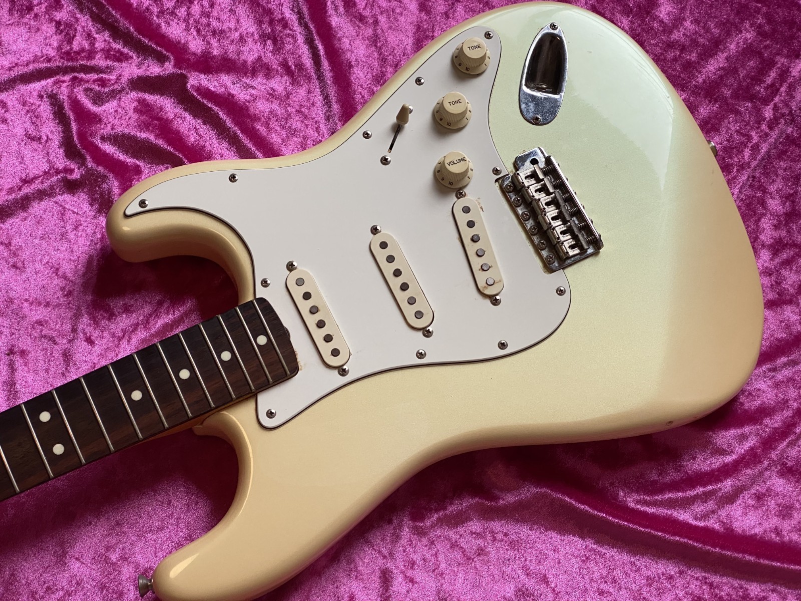 Very Rare Fernandes RST-50 Revival Vintage Pearl White Special Order 1984 Strat