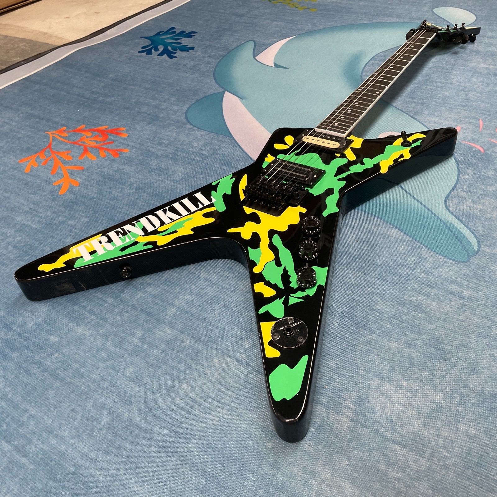 Custom Dimebag Washburn Trendkill CF Electric Guitar 6 strings Skull Body HH