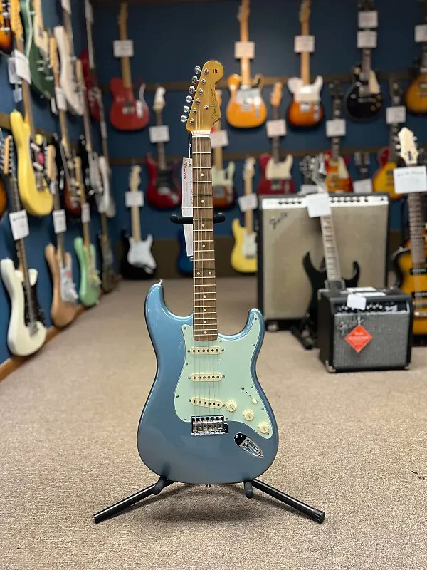 Fender Vintera ‘60s Stratocaster Electric Guitar – Ice Blue Metallic