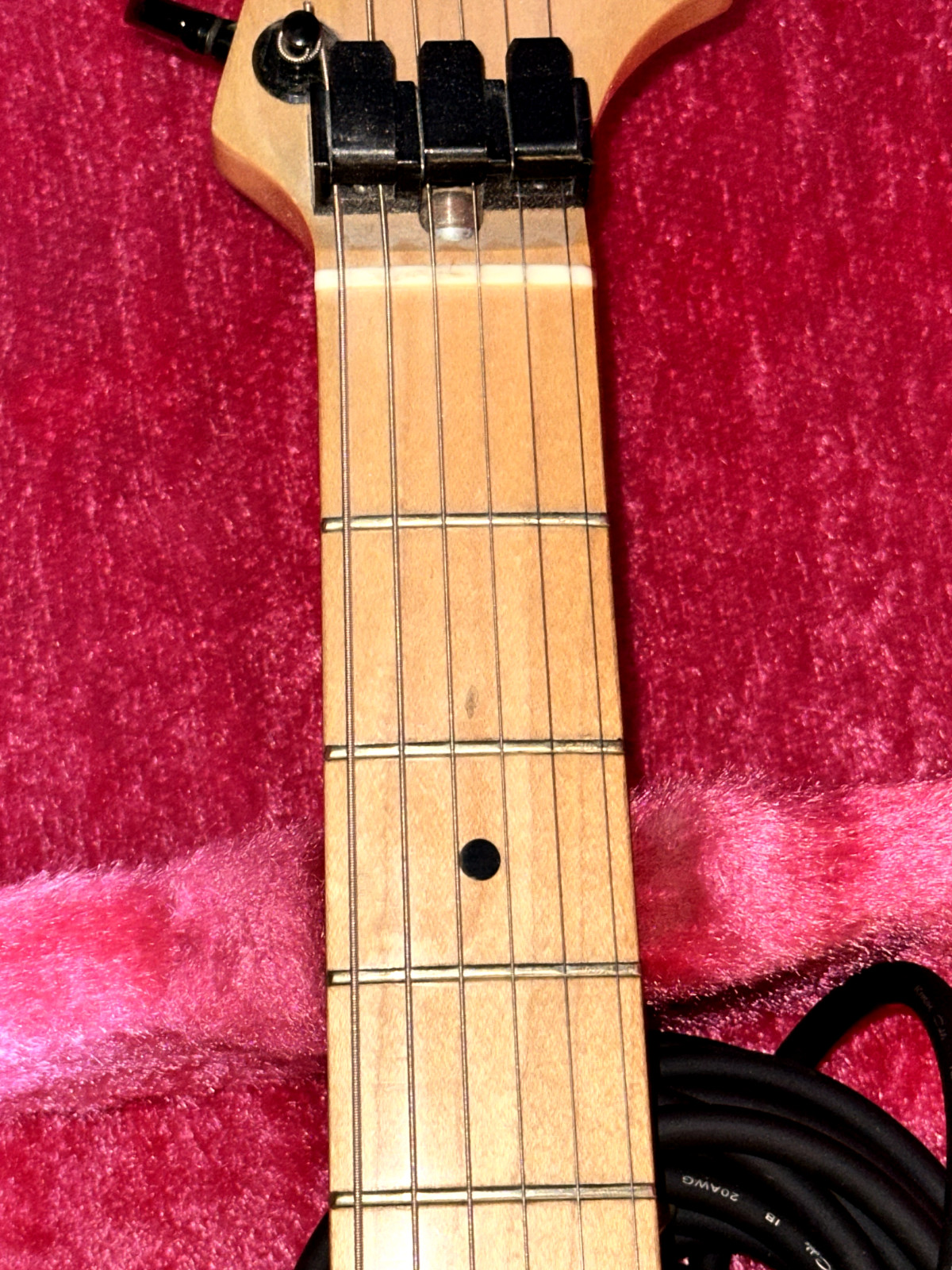 Fuji Roland Electric Guitar Synthesizer 6 String Serial #100757 CASE + OG Lyrics