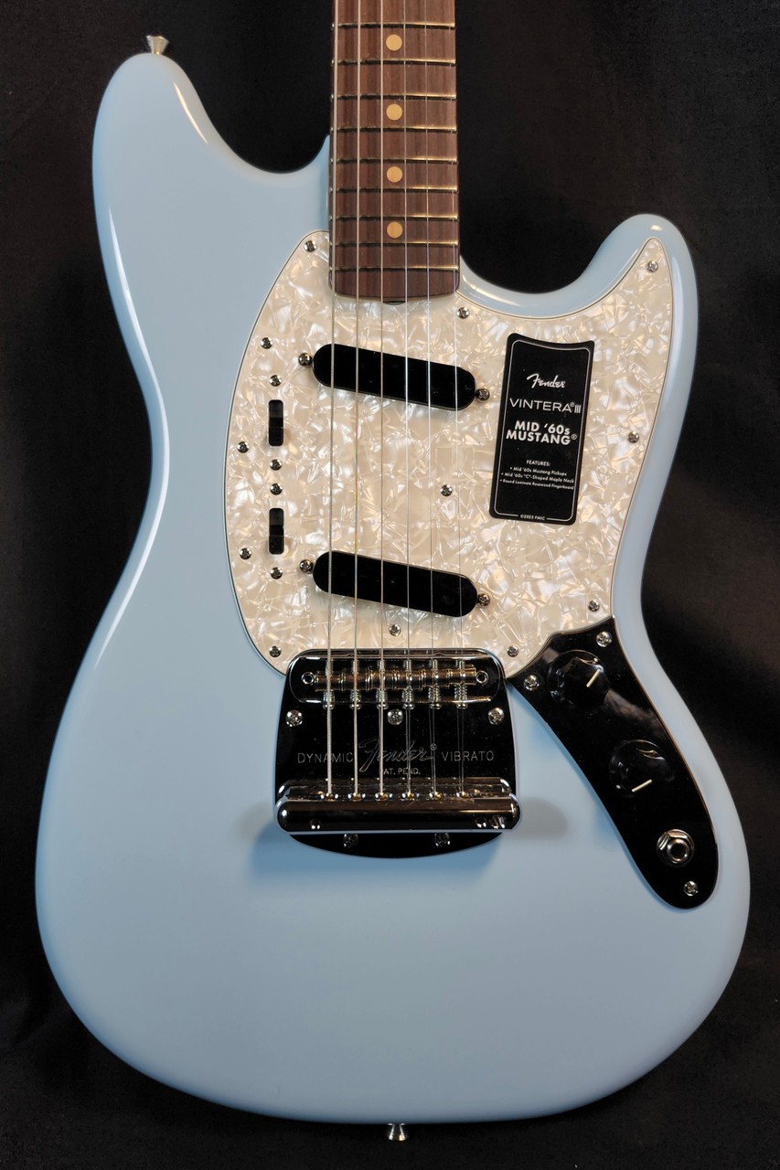 Fender Vintera III Mid ’60s Mustang, Rosewood FB, Sonic Blue, w/Bag