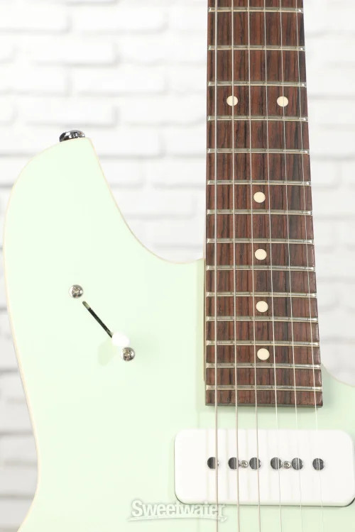 Reverend Kingbolt Air 390 Electric Guitar – Iconic Blue with Rosewood