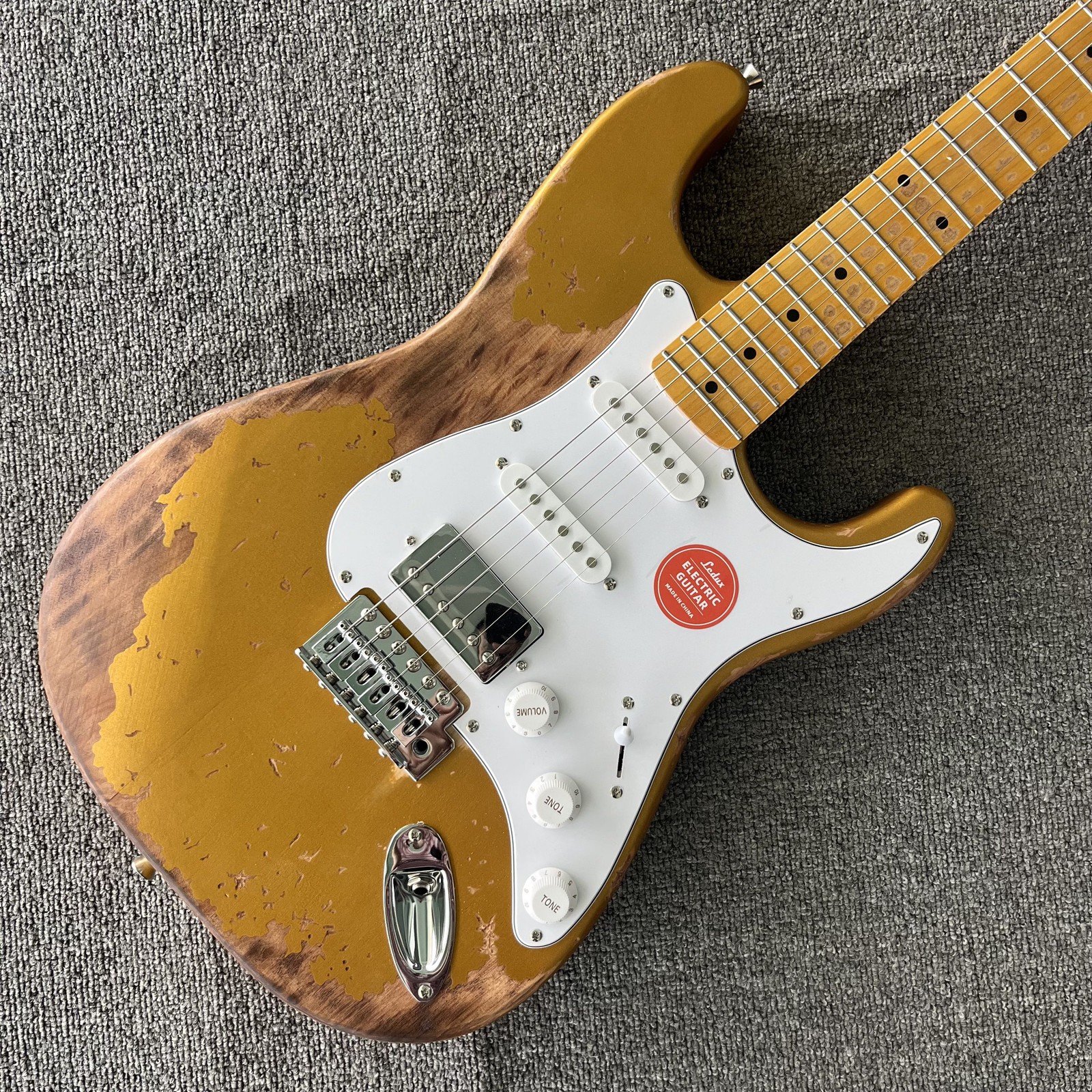 Ledux Solid Electric Guitar Stainless Rounded Fret Edge Aged Gold aged top