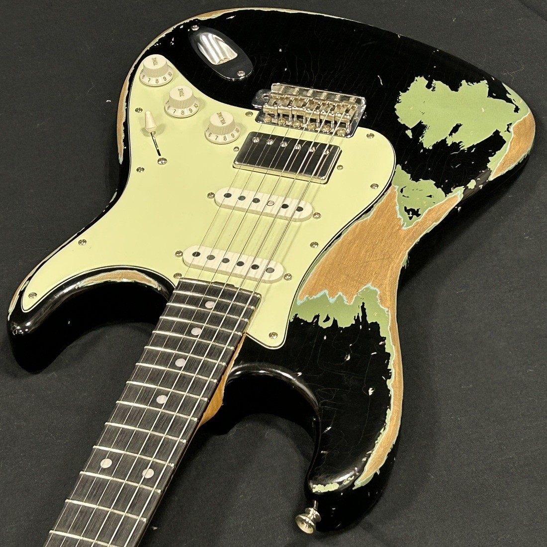 Electric Guitar RedHouse Piccola S SSH Black Green Heavy Aged Finish Sound Messe
