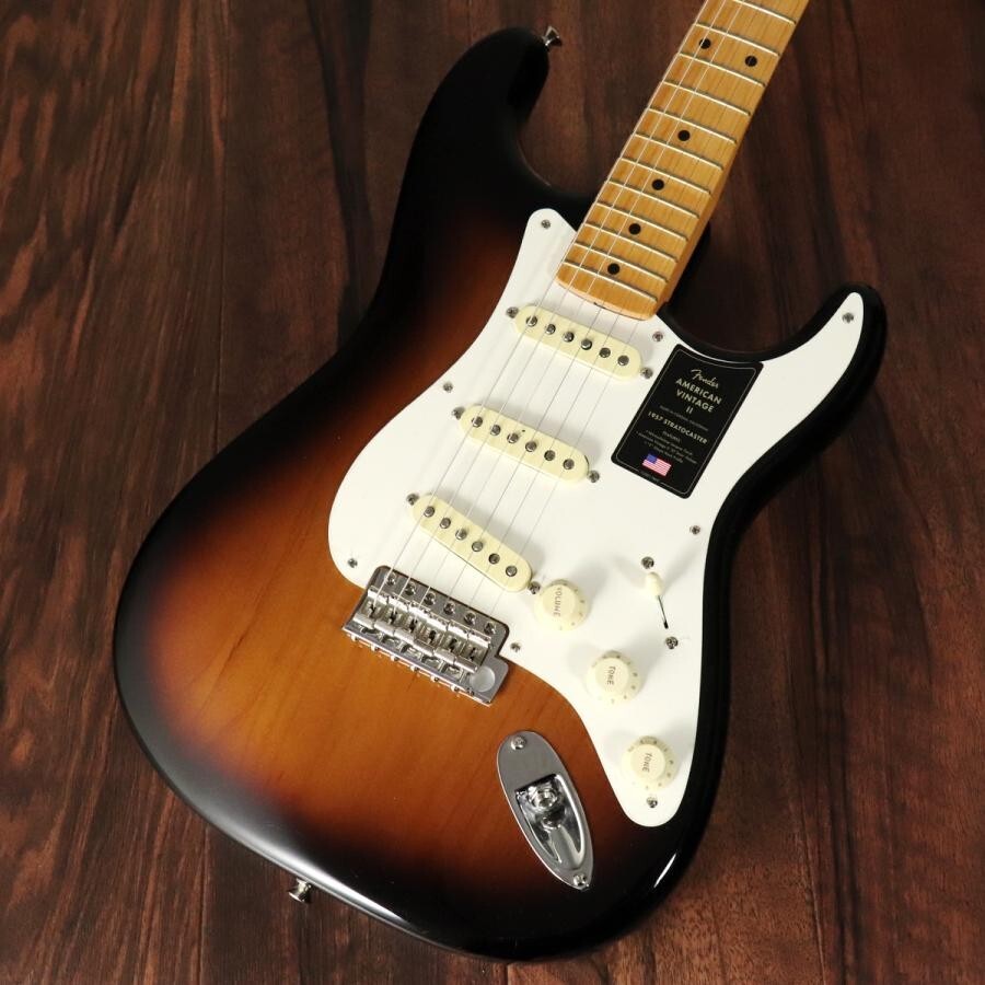 Fender / American Vintage II 1957 Stratocaster Maple Fingerboard 2-Color Sunburs