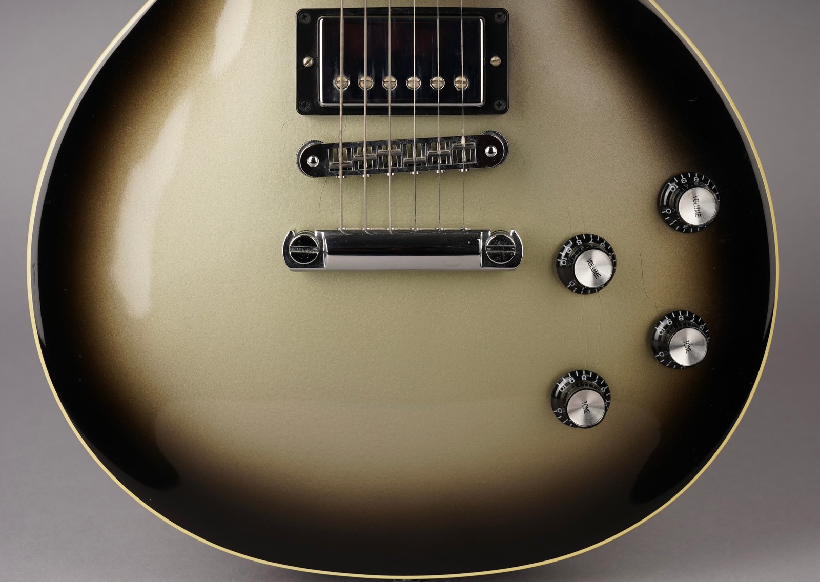 Gibson Les Paul Standard – 2008 – Limited Edition – Silverburst w/OHSC