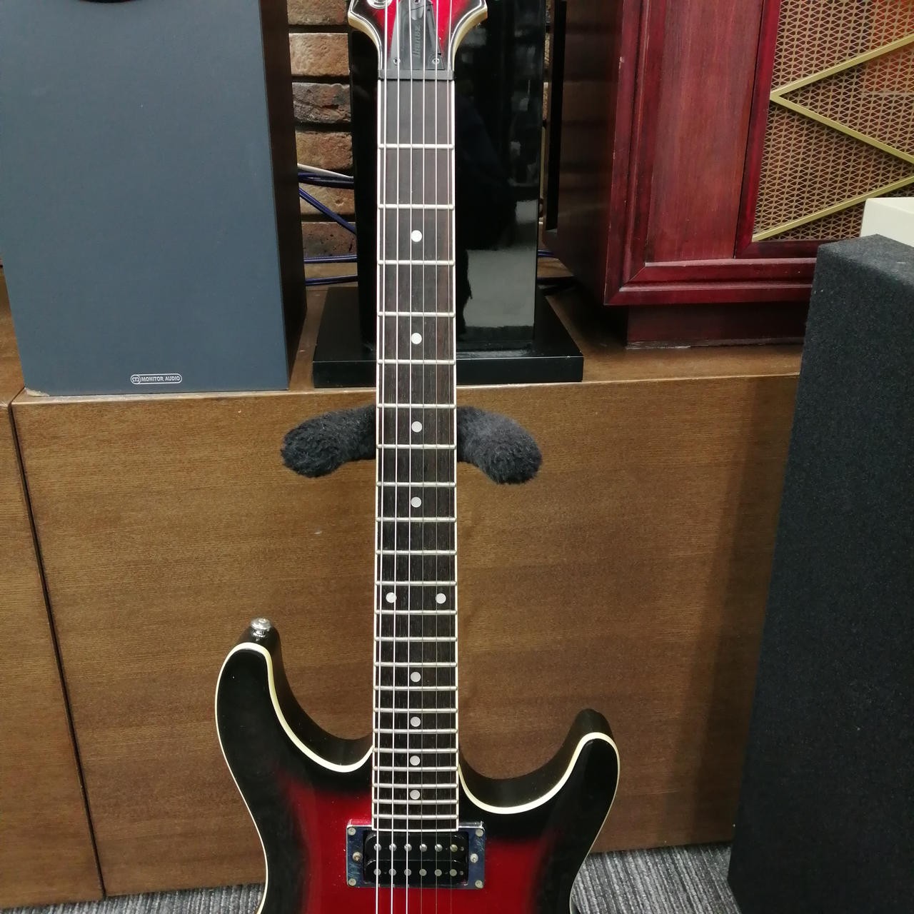 IBANEZ GIO SERIES Electric Guitar-02