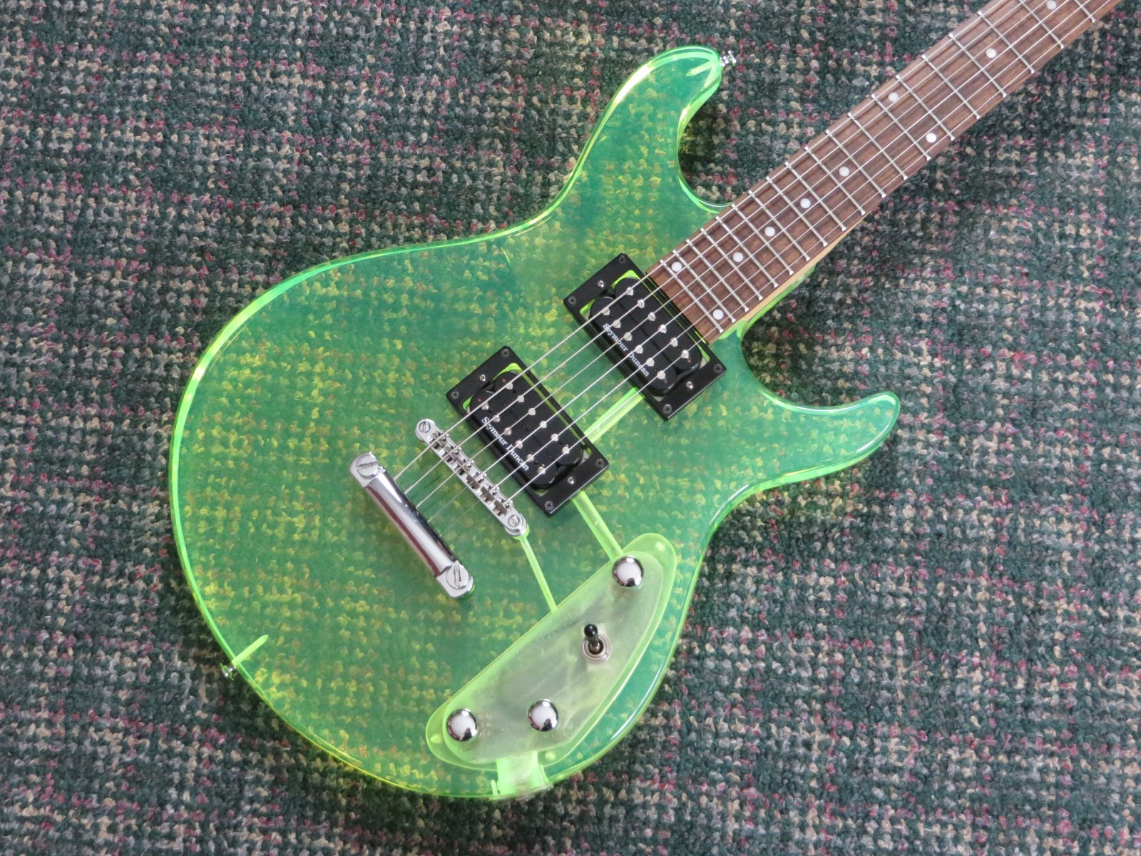 1999 B.C. Rich Exclusive Acrylic Lucite Neon Green! w/hardshell case