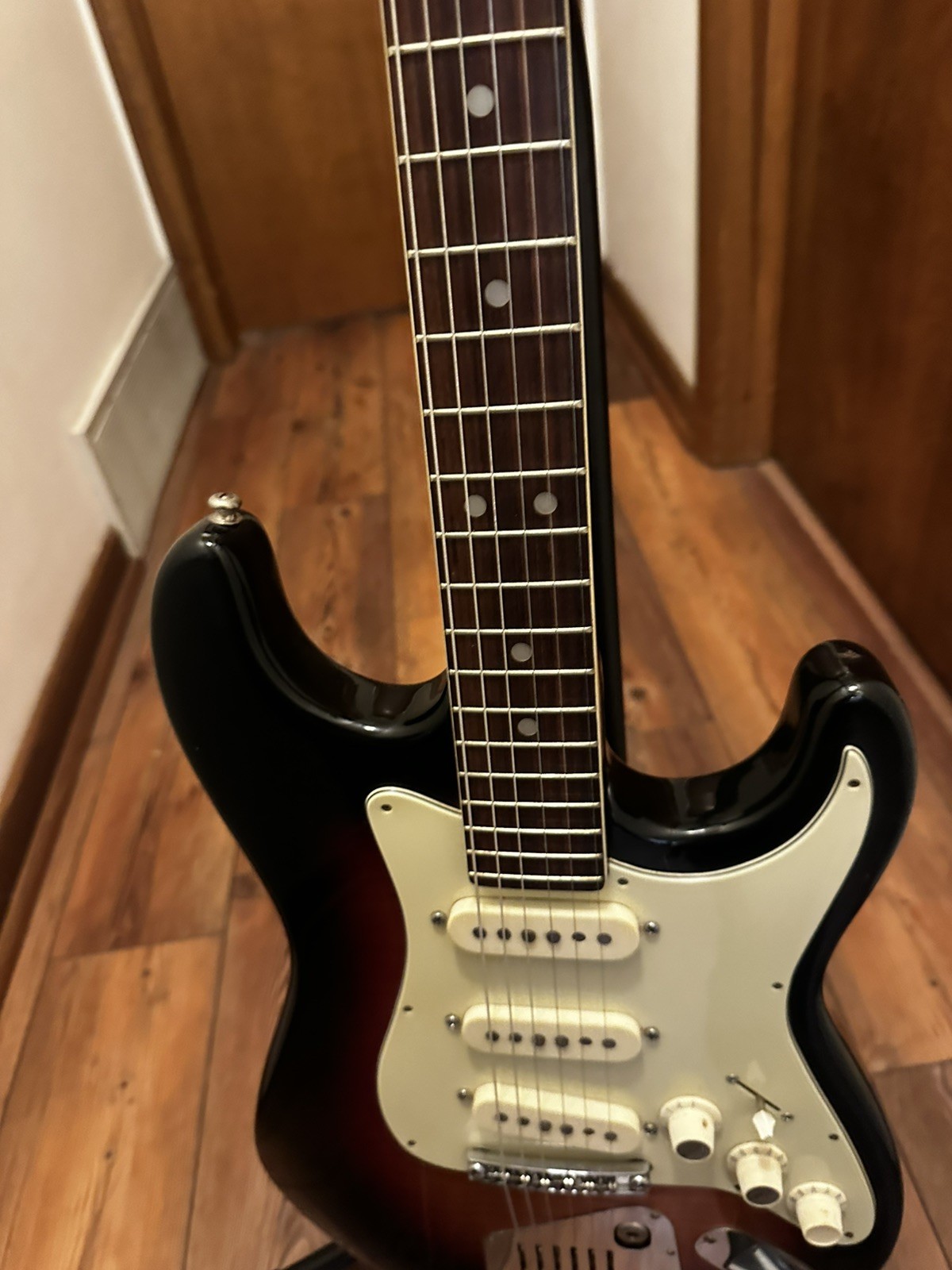 HOFNER 170 VINTAGE sunburst guitar Germany 1960s 1970s VIDEO