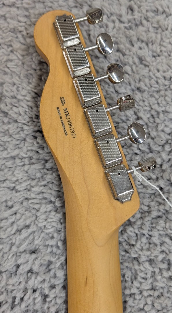 Fender Player II Telecaster guitar, Rosewood Fingerboard, Transparent Cherry