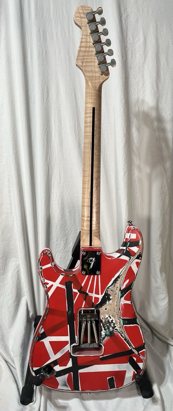 EVH CUSTOM BUILT TRIBUTE GUITAR