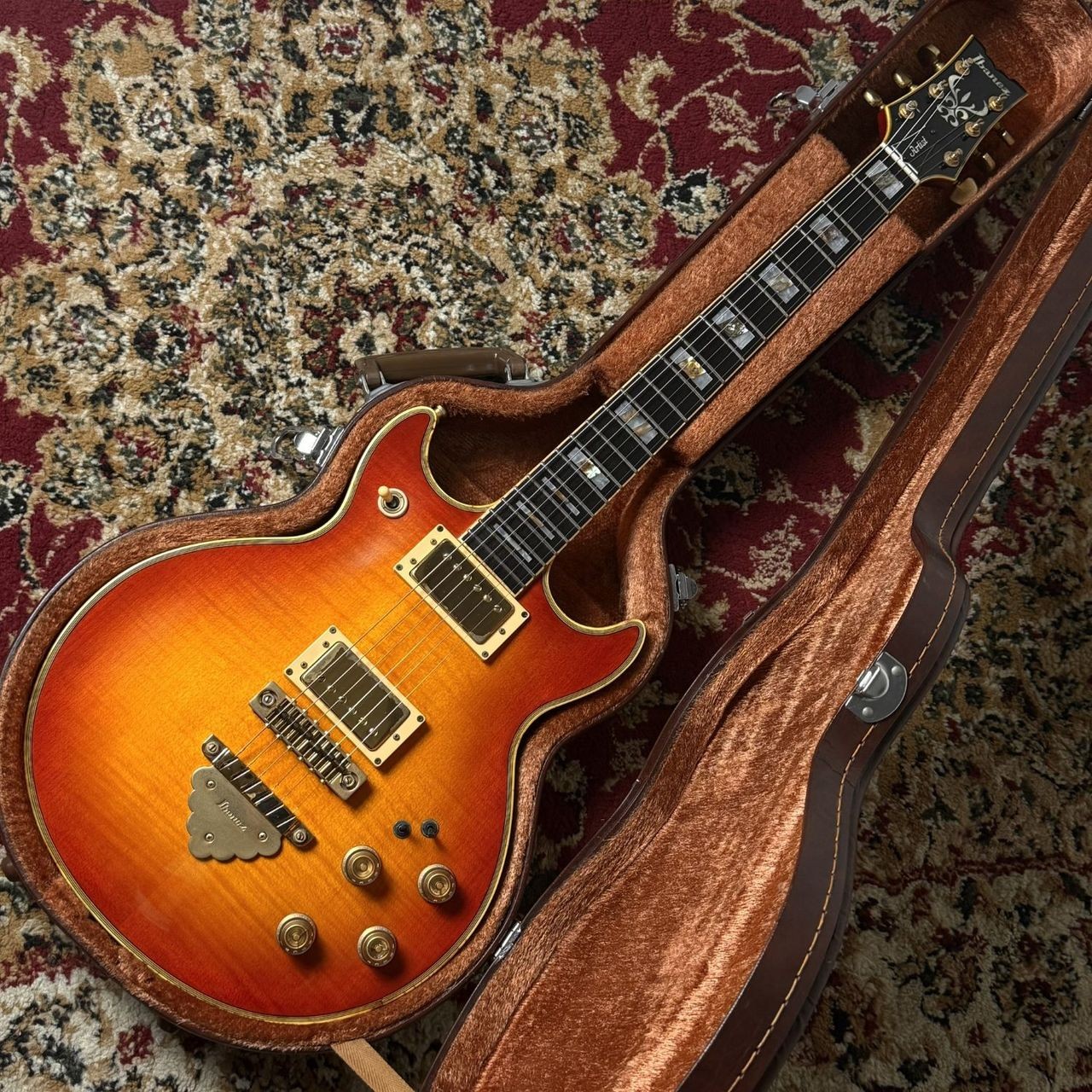 Ibanez AR300 4.69kg