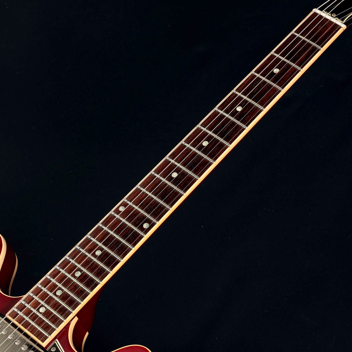 Gibson Memphis ES-335 Dot Reissue Figured Cherry Gibson [00079701]
