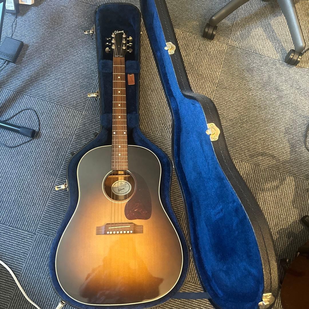 Good condition Gibson J-45 acoustic guitar standard made in America