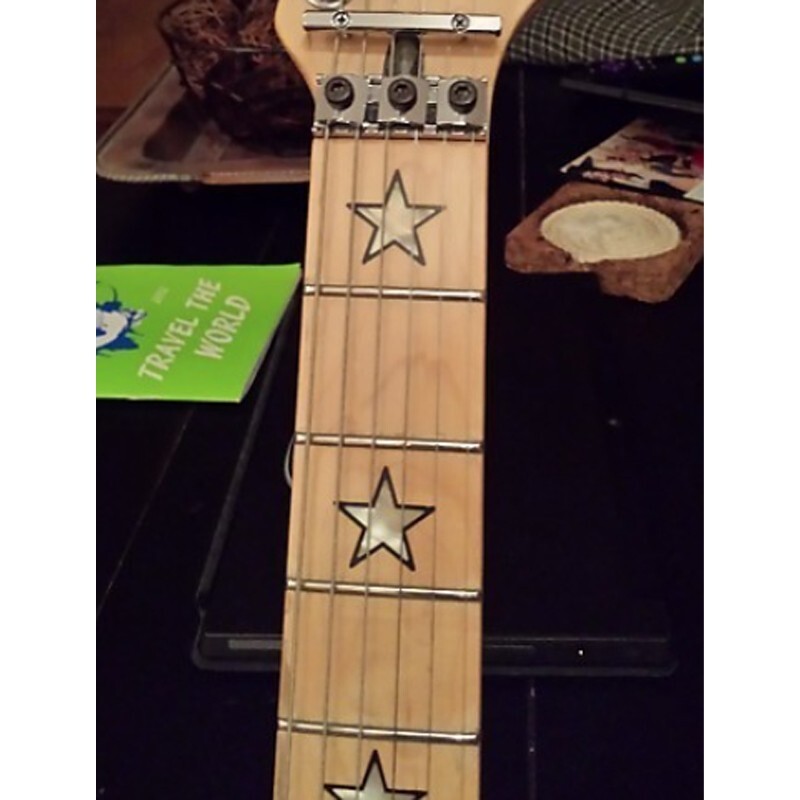 Electric guitar White color Star inlay maple fingerboard Rock tremolo