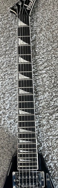 Jackson MJ Series Rhoads RRT, Ebony Fingerboard, Gloss Black elec. guitar – Demo