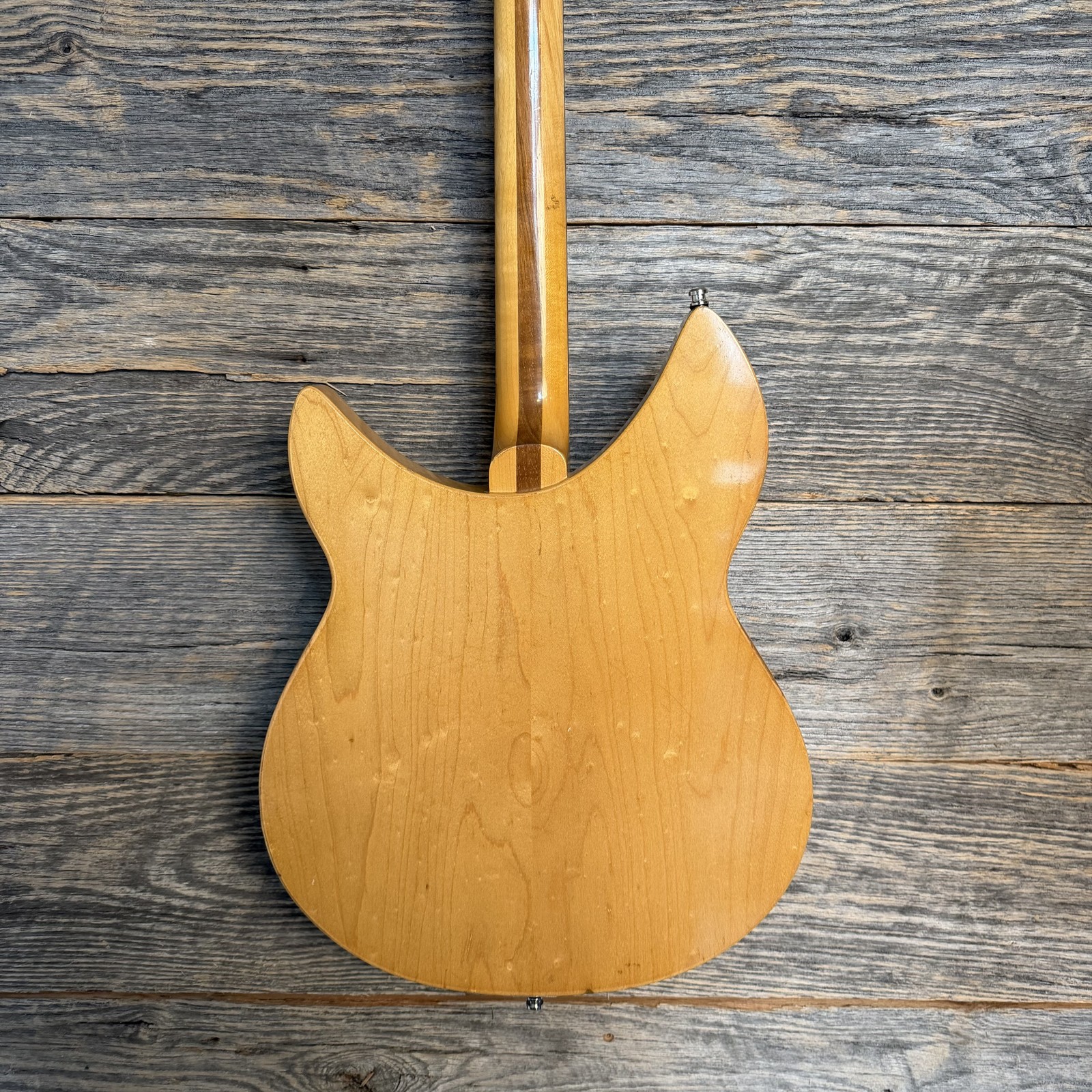 Used Rickenbacker 1966 Model 335 Mapleglo w/Case