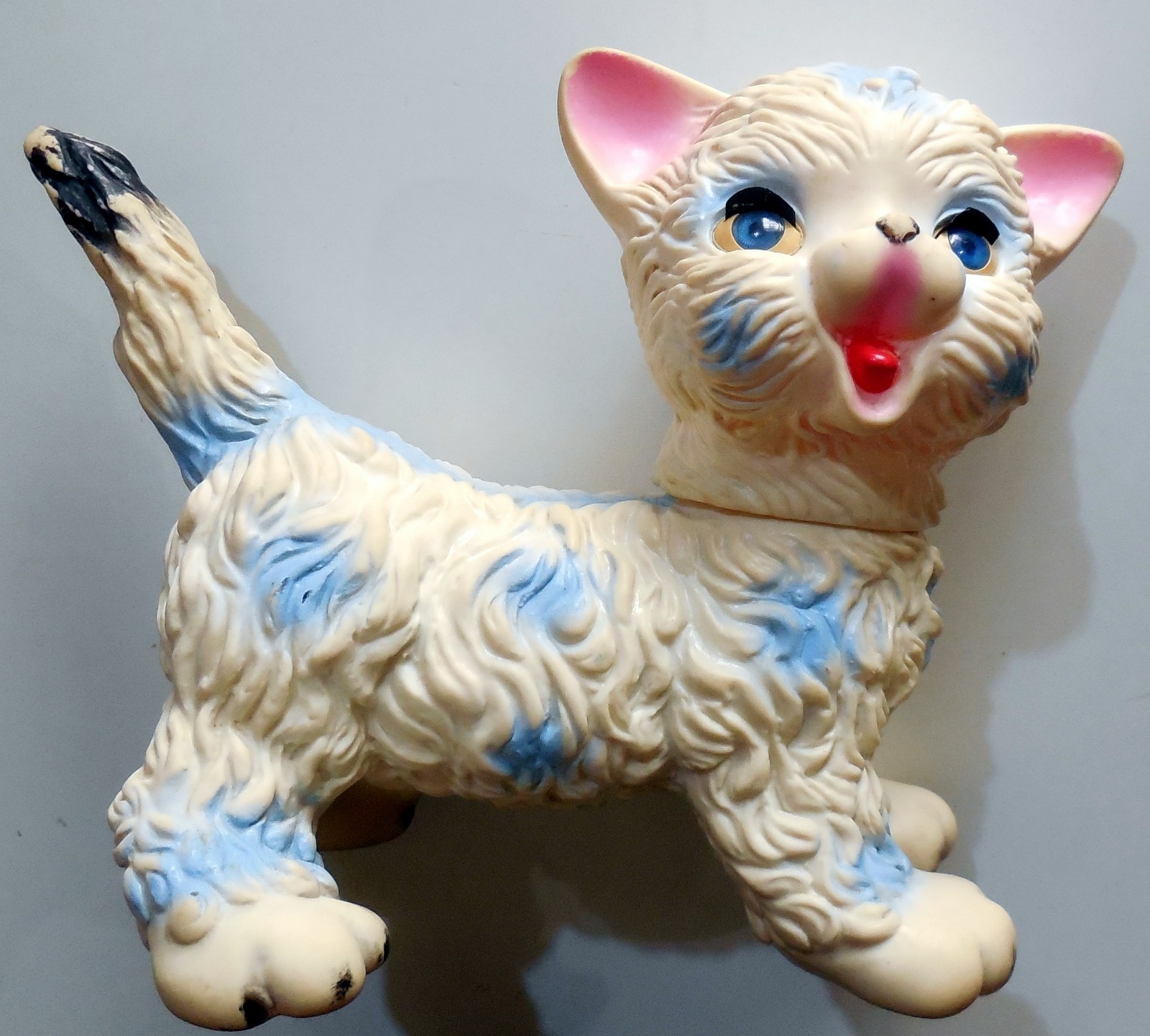 VINTAGE RUBBER TOY SQEACK LARGE CAT by LEDRA MADE IN ITALY 1960s