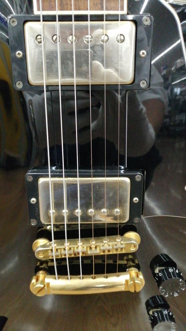 ORVILLE LPC-75 Electric Guitar-01