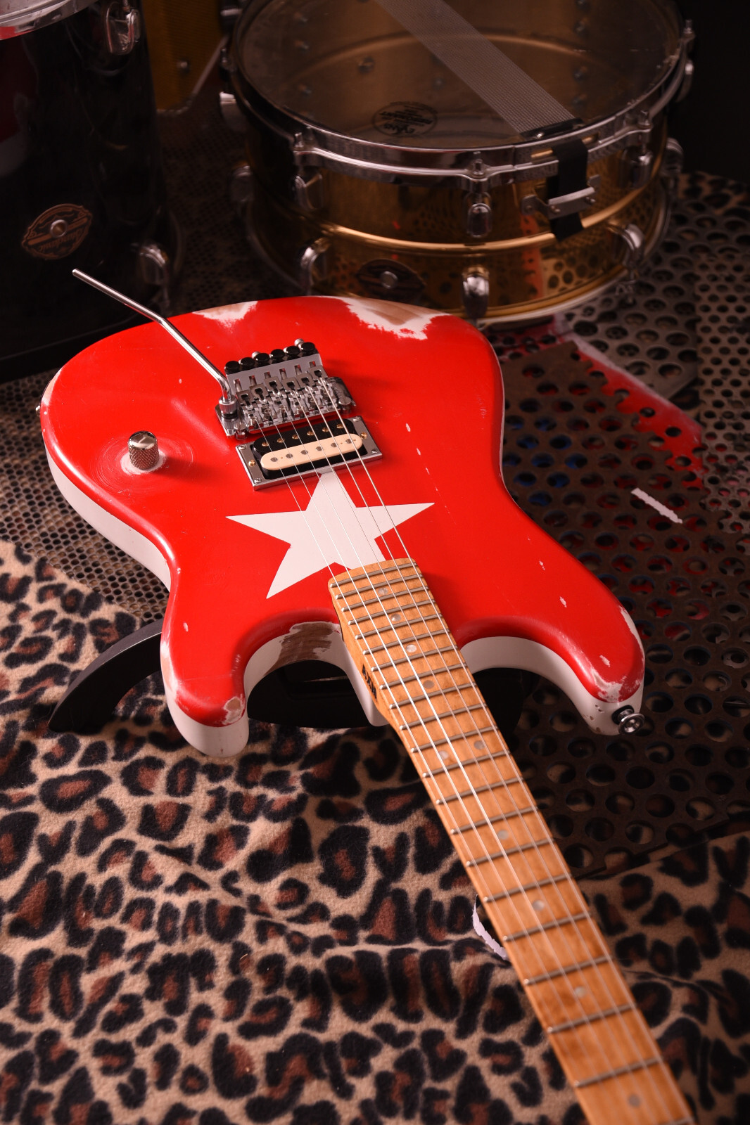 [ Available Now ] AXN Model 2 SunsetStrip Guitar – SemiRelic