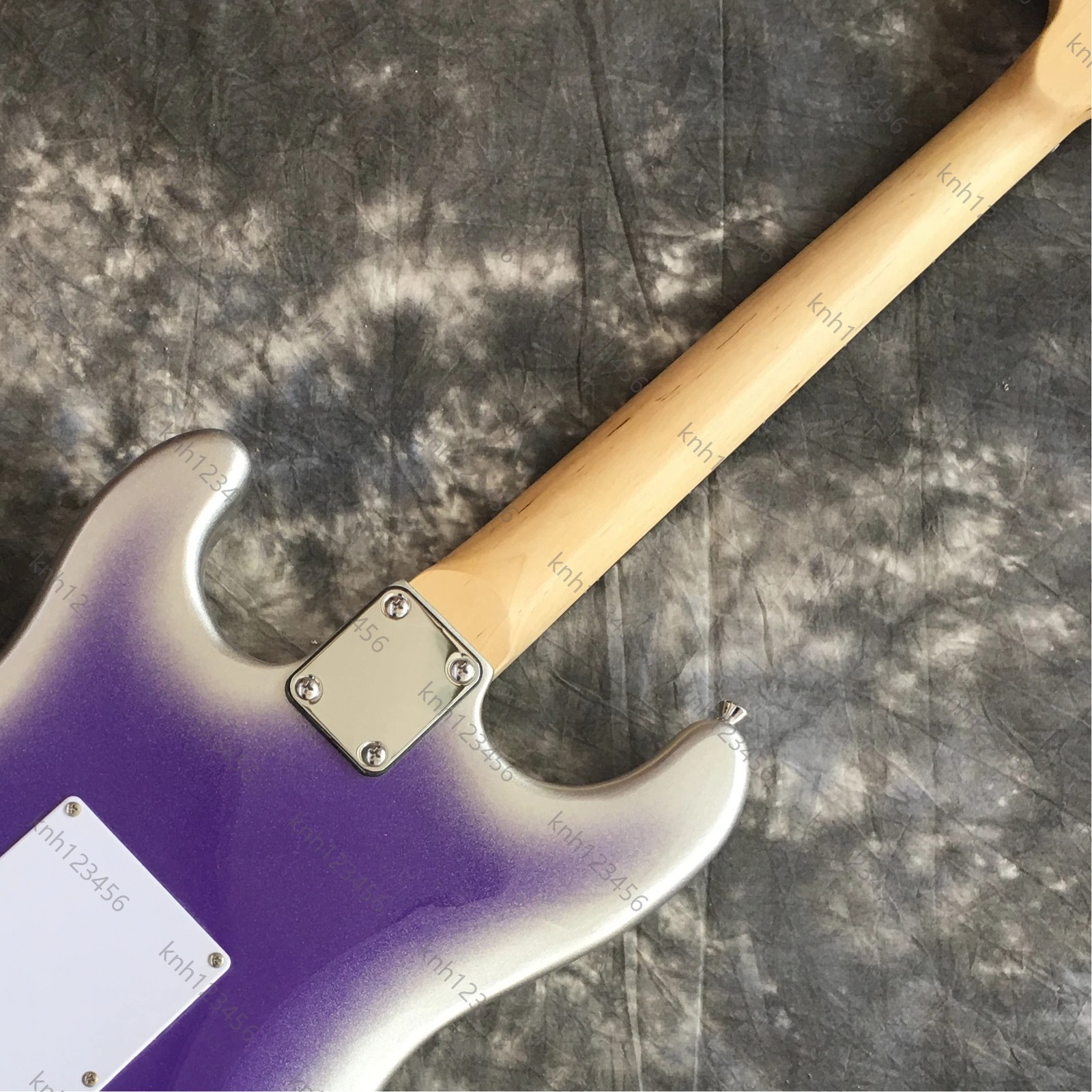 Double Cutaway Electric Guitar Purple Silver Gradient SSH Pickups Single Tremolo