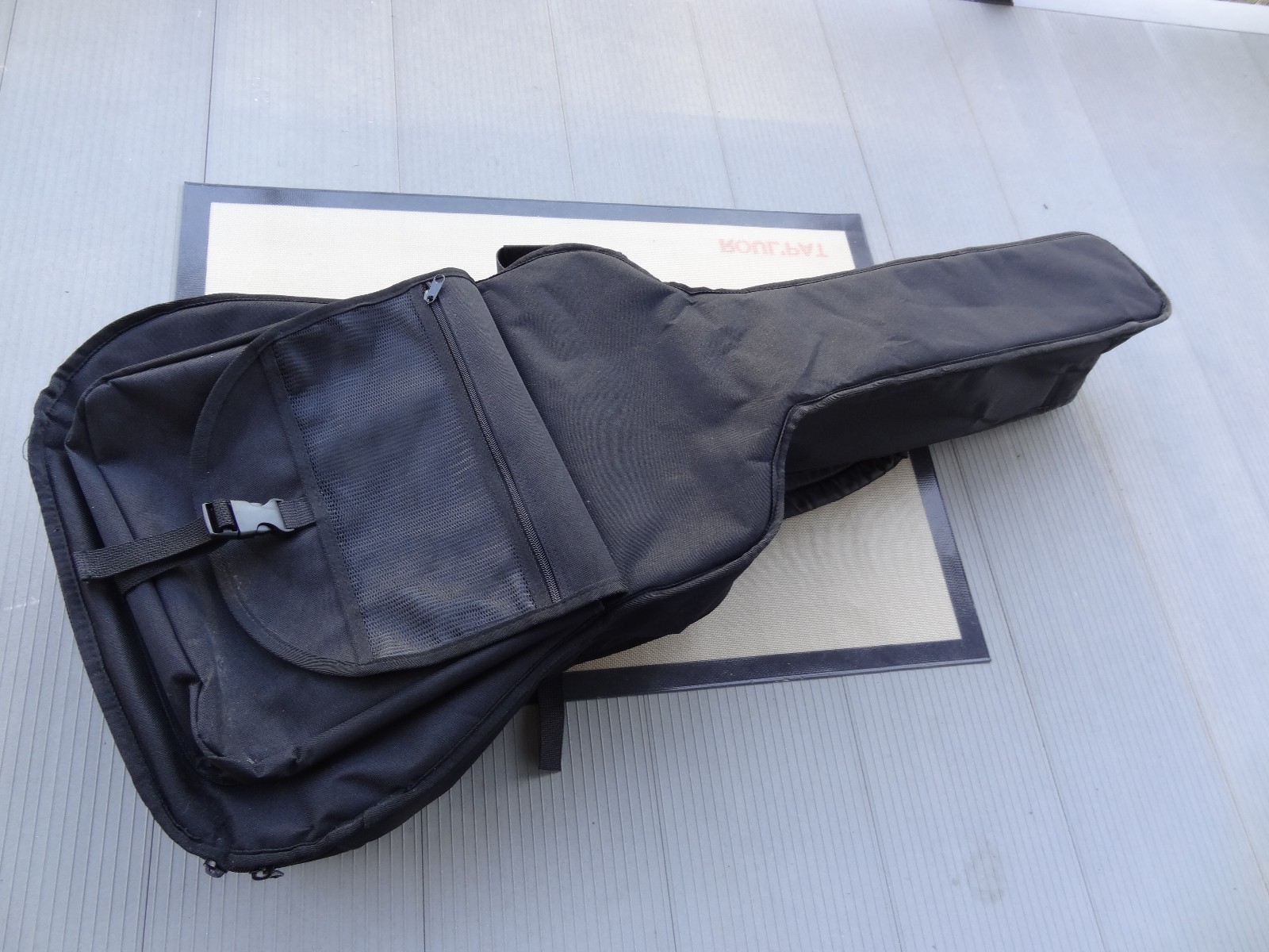 Ace Products Ent. Kaces III soft gig bag electric guitar case -Backpack Style