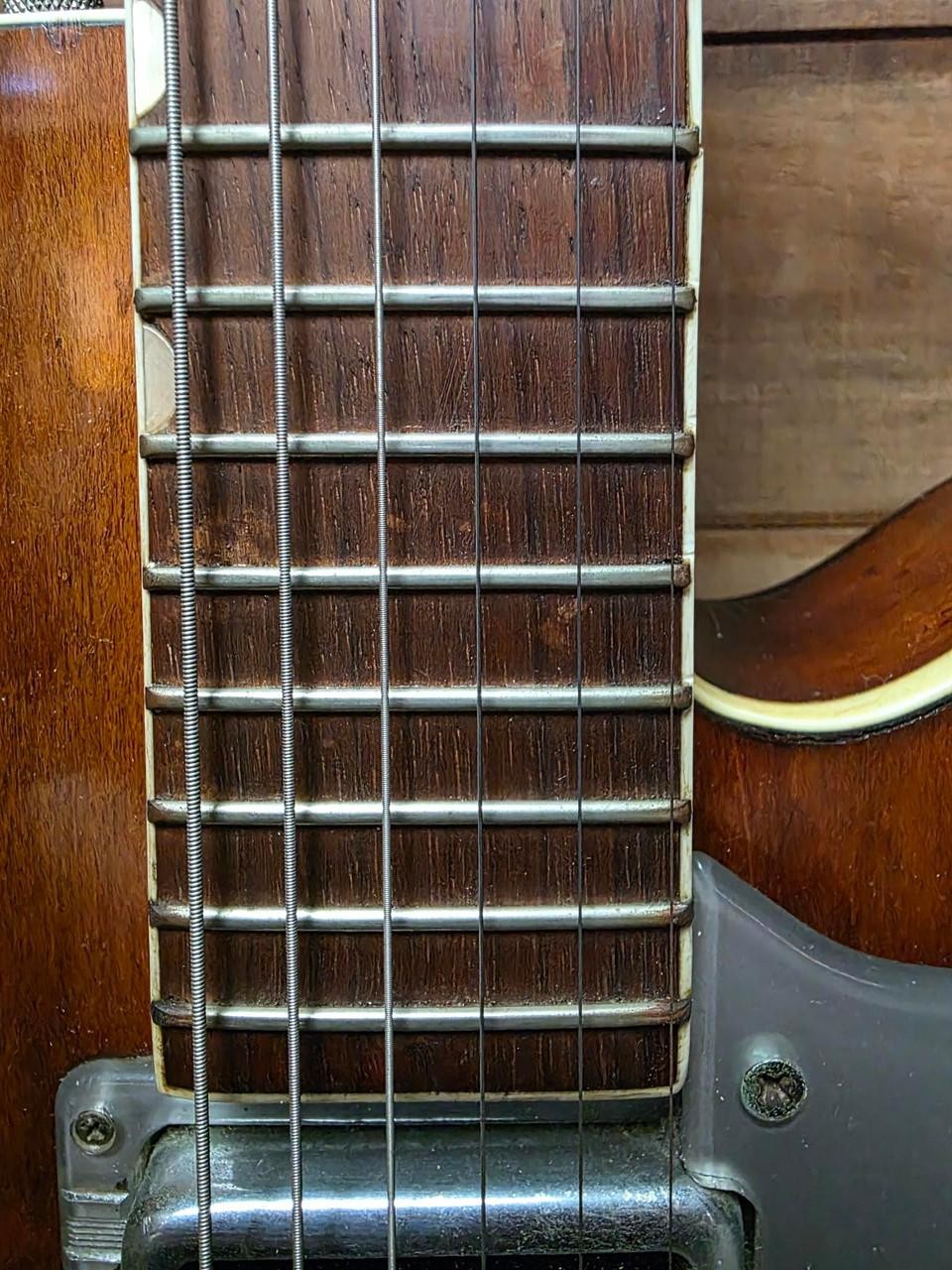 1965 Gretsch Chet Atkins Tennessean 6119 – Natural w/ Hard Case
