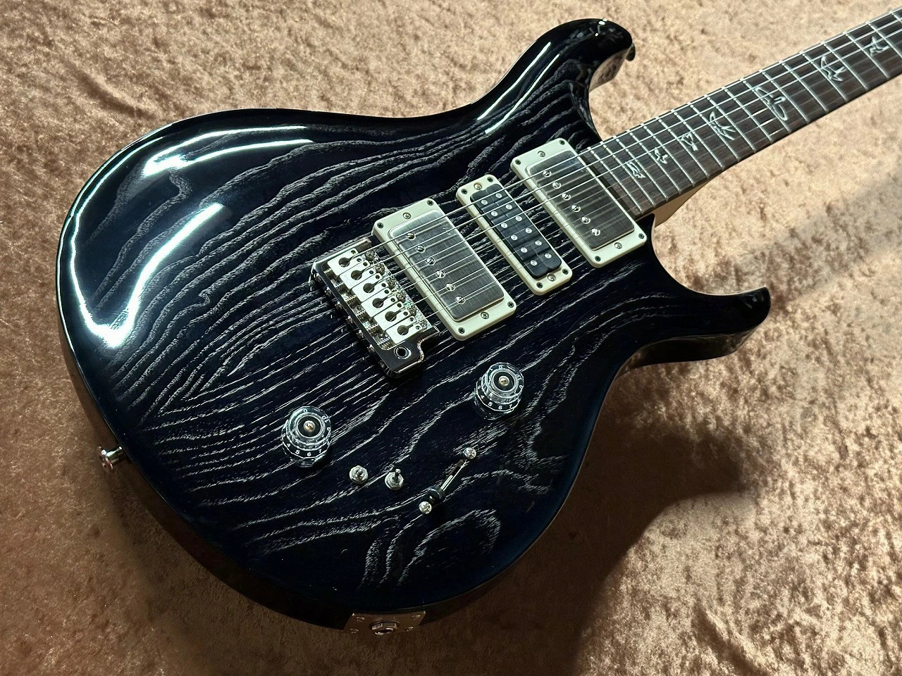 Paul Reed Smith (PRS) Swamp Ash Special -Black Doghair Smokeburst- 3.75Kg 2025