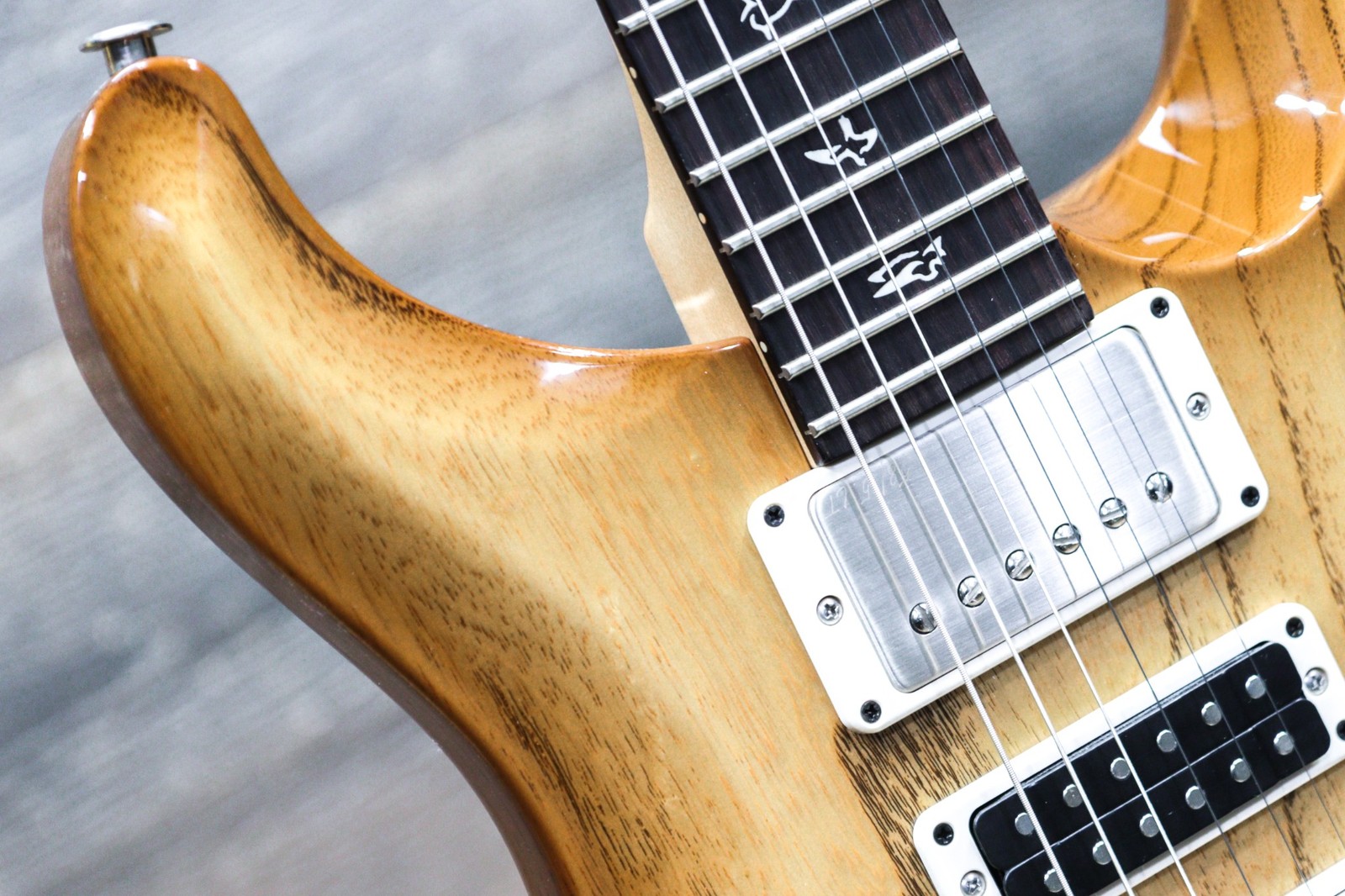PRS Swamp Ash Special Hum/NF/Hum Pickups Vintage Natural Electric Guitar w/Bag