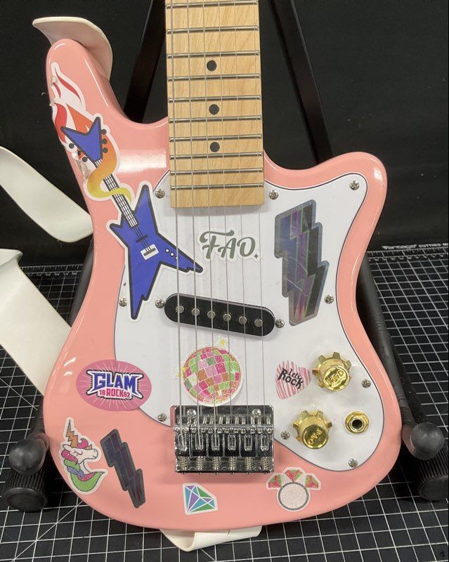 F.A.O SCHWARZ New York Stage Stars Kids Electric Guitar