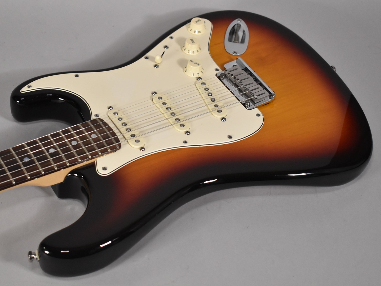 2006 Fender 60th Anniversary American Stratocaster Sunburst w/HSC
