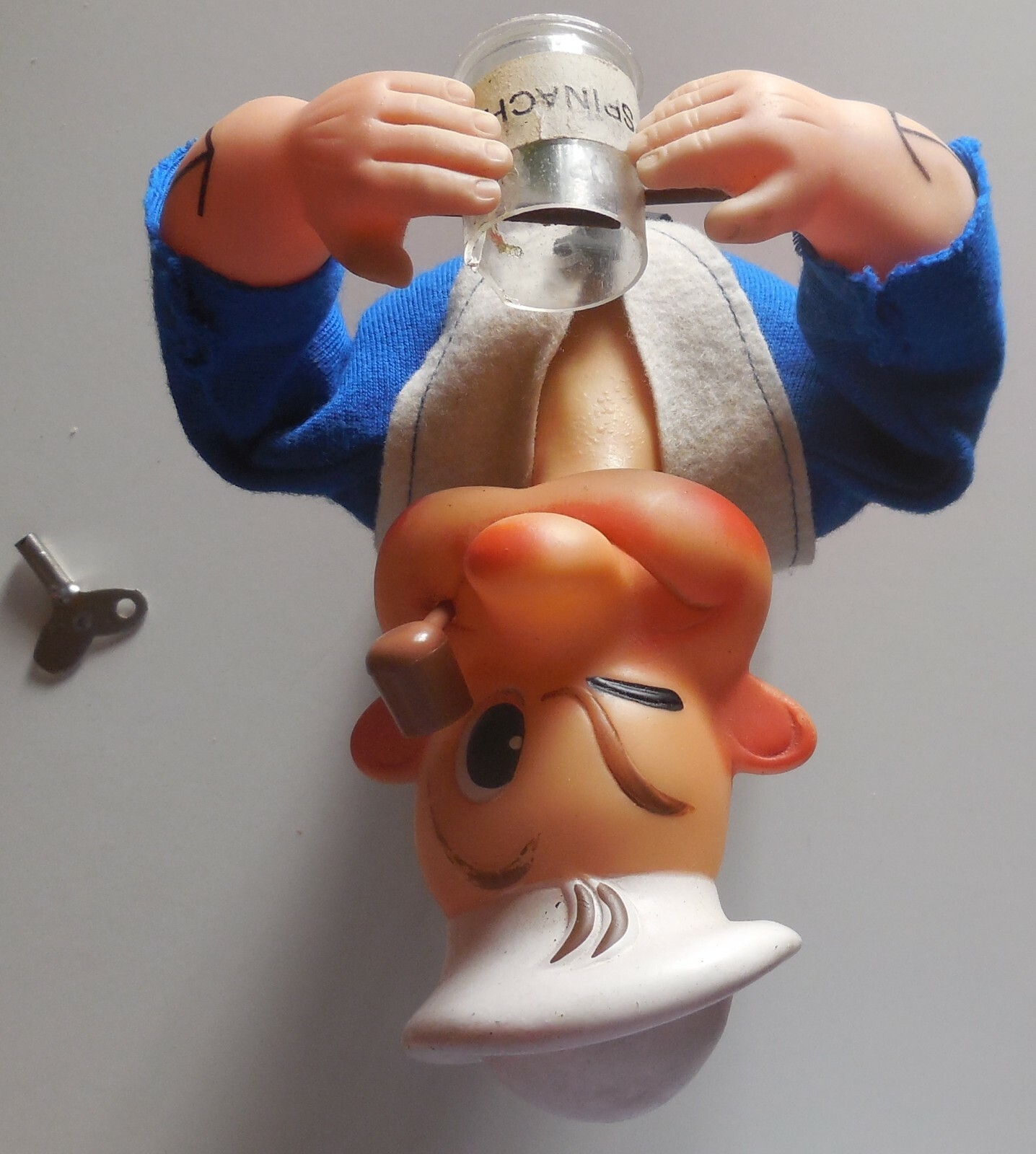 VINTAGE WIND UP RUBBER TIN TOY POPEYE MAX CARL 1967 AUTOMATE