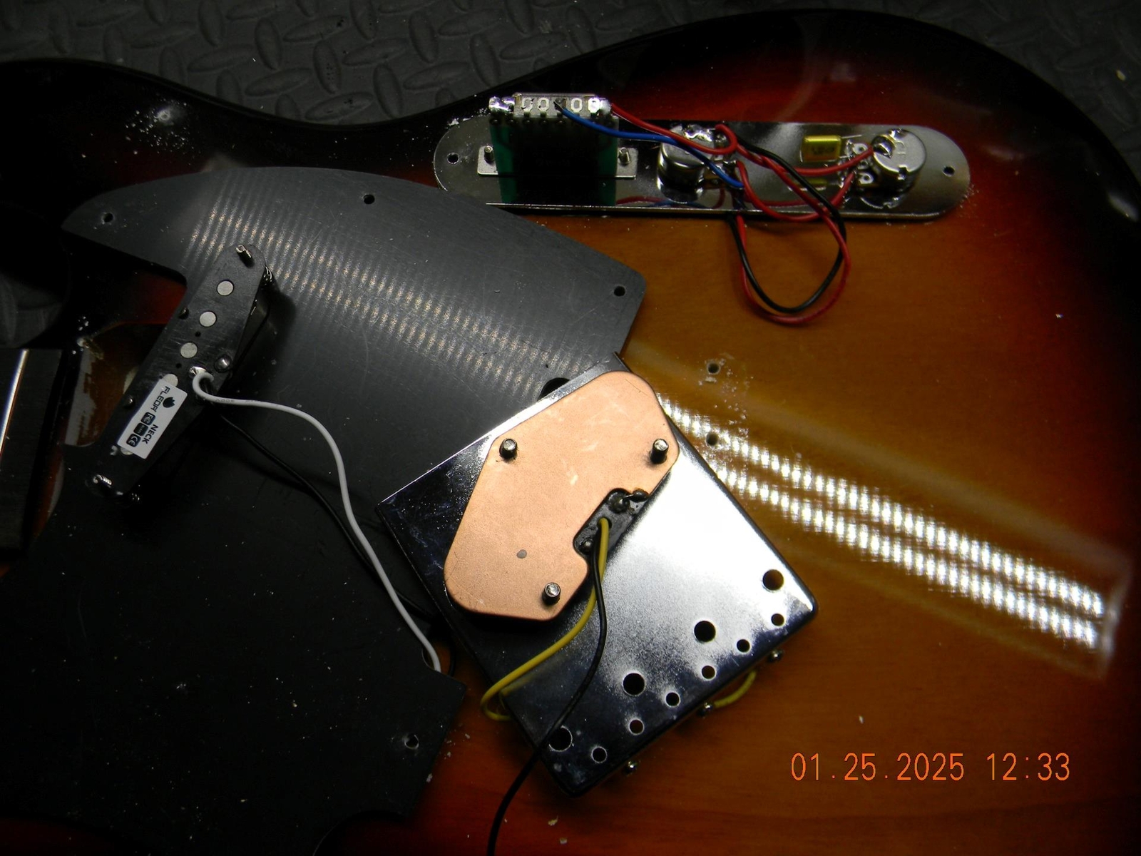 Indio/Aftermarket “Custom Shack” Tele , Alnico 5 Pickups, Capactor Upgrade, 6lbs
