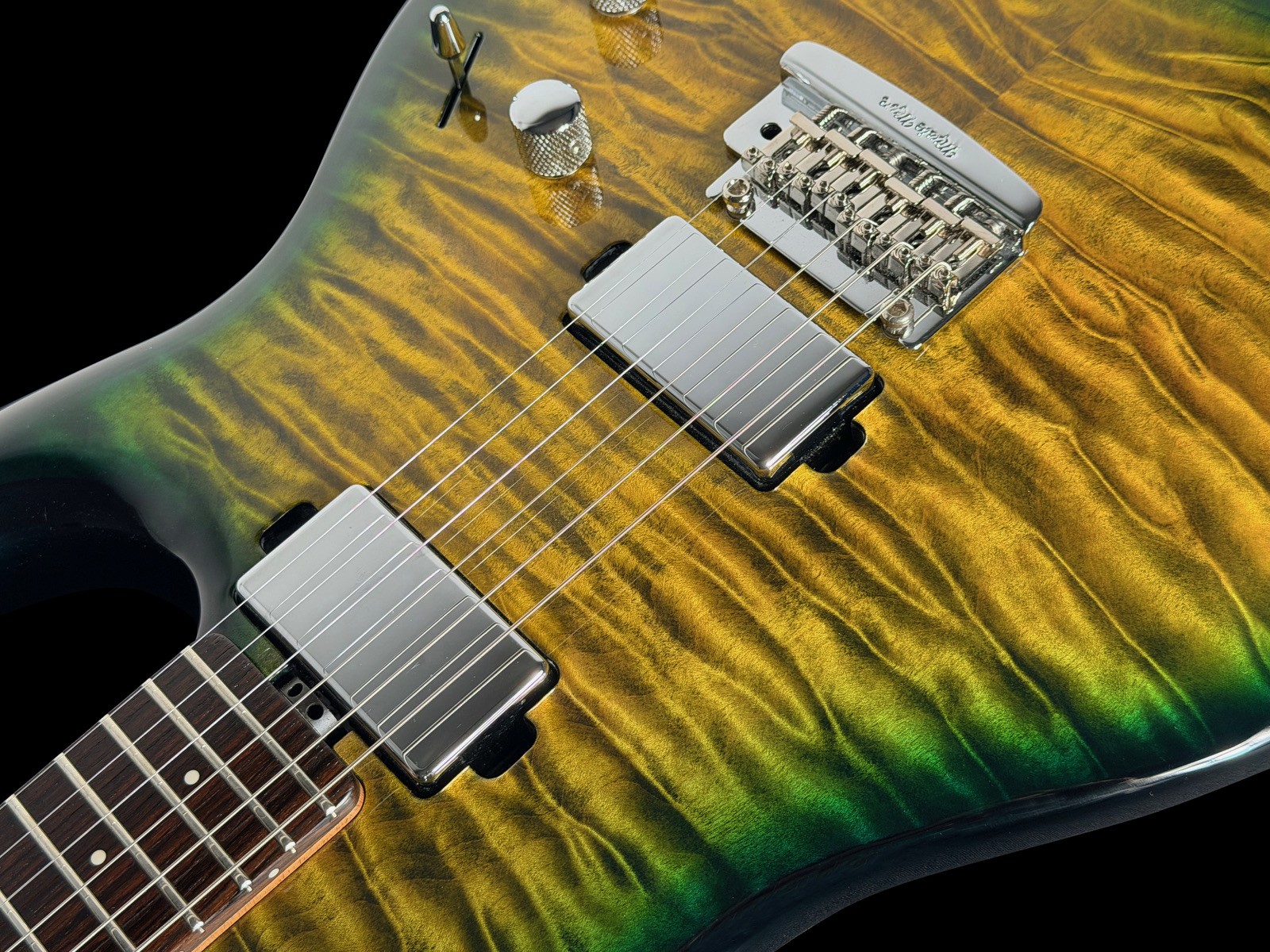 2023 ERNIE BALL MUSIC MAN LUKE IV QUILT TOP ~ GATOR BURST