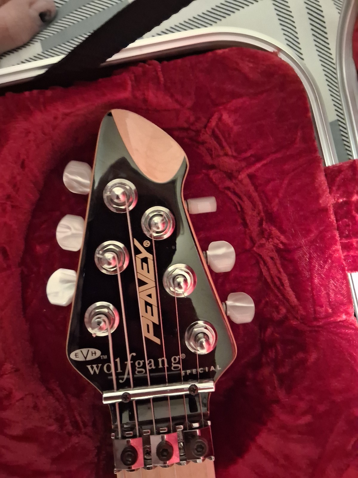 Peavey USA Wolfgang EVH Flame Special – 2001 – Vintage Sunburst – Curly Maple To