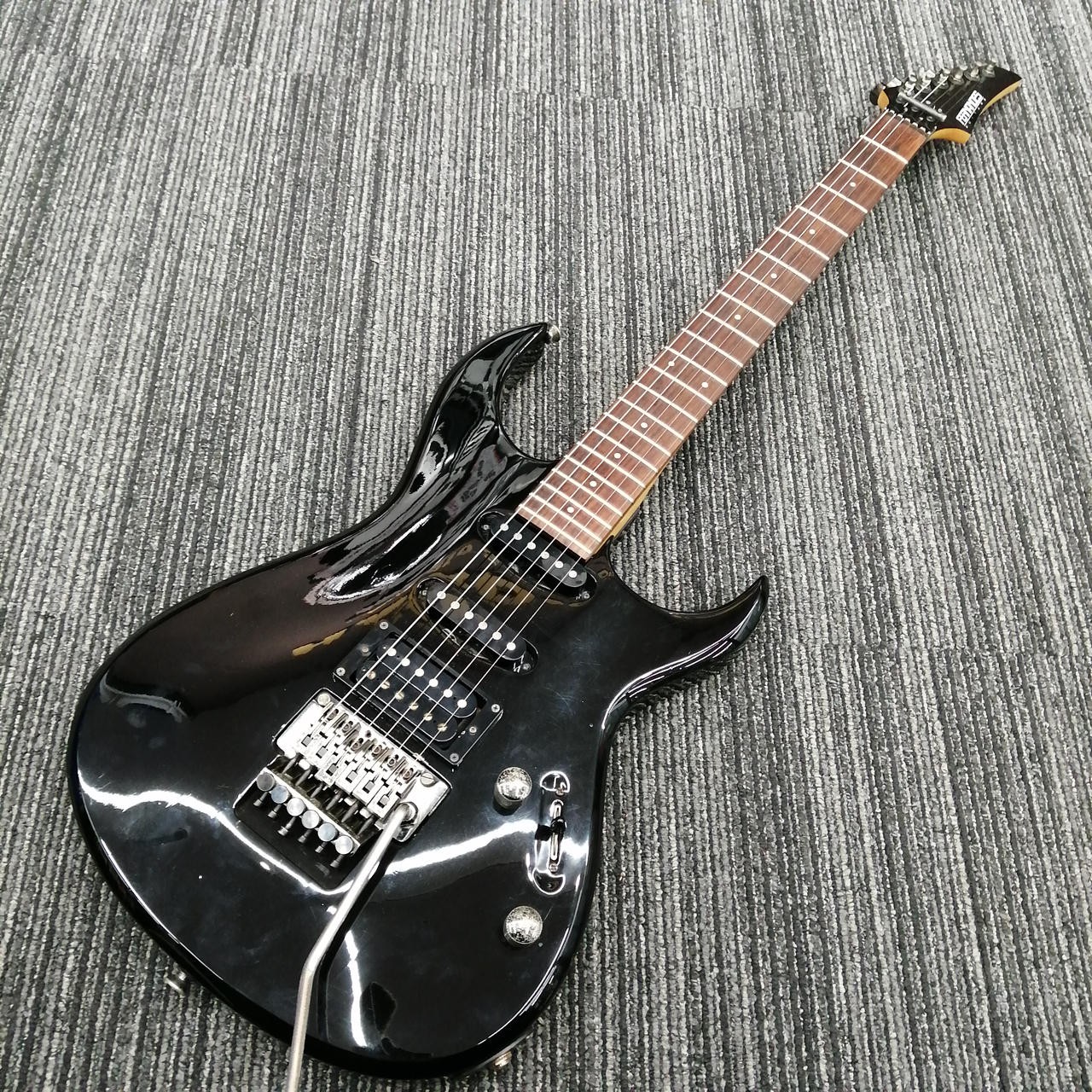 FERNANDES FGZ-480 Stratocaster-type Electric Guitar